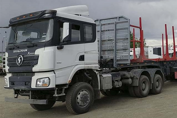 Тягач SHACMAN SX42586V385