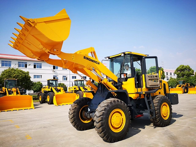 Фронтальный погрузчик Beezone 937H