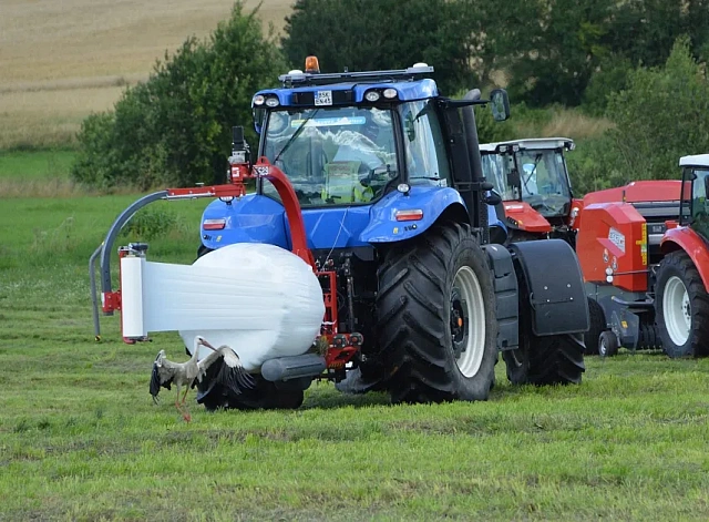 Обмотчик рулонов Z-629 навесной