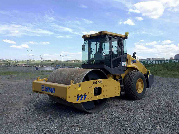 Грунтовый каток  XS143