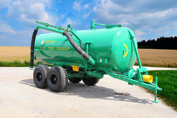 Машина для внесения жидких органических удобрений (бочка для транспортировки навоза) МЖТ-Ф-11