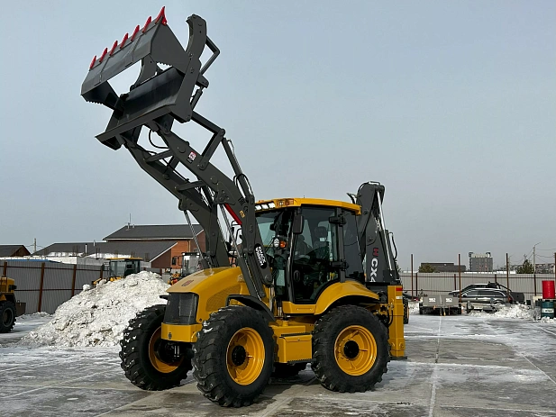 Экскаватор-погрузчик Knack Wesson CX4