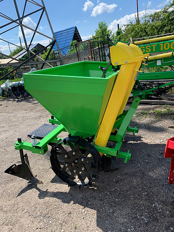 Картофелесажалка 2-рядная КС-300/2 с подкормкой