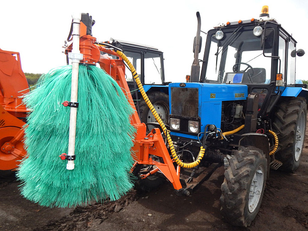 Щетка для барьерных ограждений ЩБО 2.5 «Шмель»