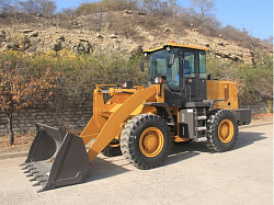 Фронтальный погрузчик SHANMON 936