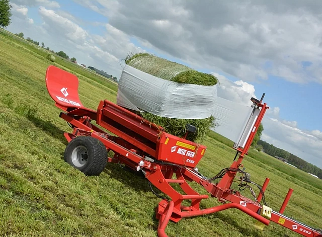 Обмотчик рулонов Z-593 прицепной