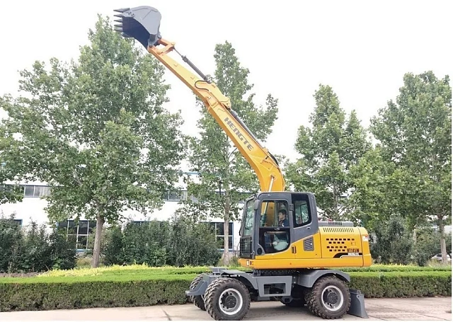 Экскаватор HENGTE HT145W