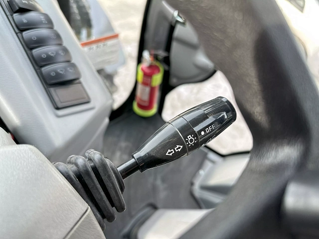 Экскаватор-погрузчик Knack Wesson CX4