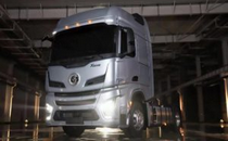 Тягач SHACMAN SX4188YY381