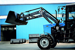 КУН (TURS)-1000У-0П Погрузчик для МТЗ