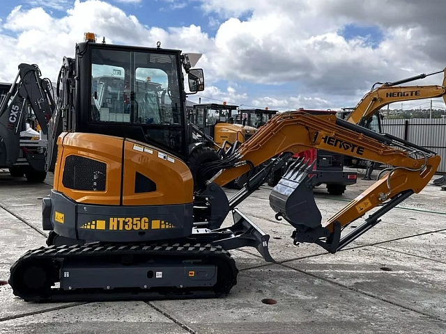 Экскаватор Hengte HT35G
