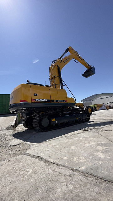 Гусеничный Экскаватор B220NEW