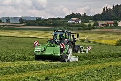 Косилка прицепная KDC, брус PerfectCUT, профессиональная серия